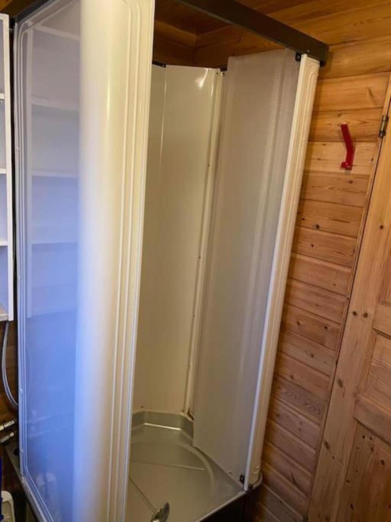 Cozy 2 Bedroom Cottage With Hot Tub Акурейрі Екстер'єр фото