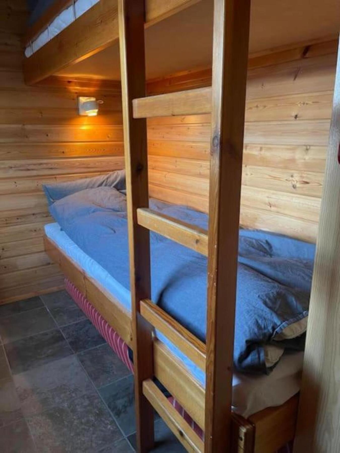 Cozy 2 Bedroom Cottage With Hot Tub Акурейрі Екстер'єр фото